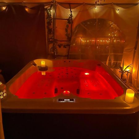 Choisy Le Jacuzzi Bed and Breakfast Exteriör bild