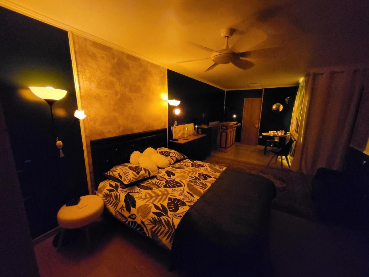 Choisy Le Jacuzzi Bed and Breakfast Exteriör bild
