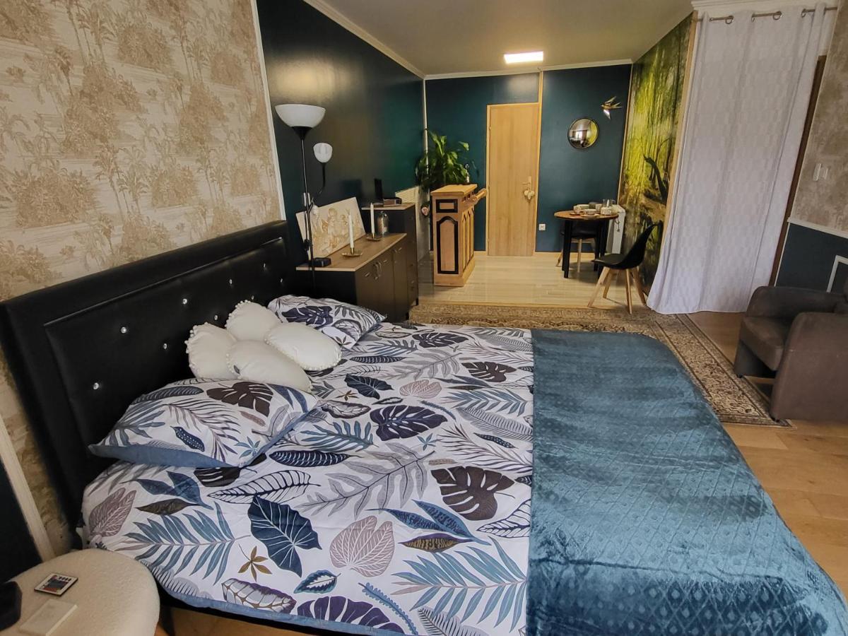 Choisy Le Jacuzzi Bed and Breakfast Exteriör bild